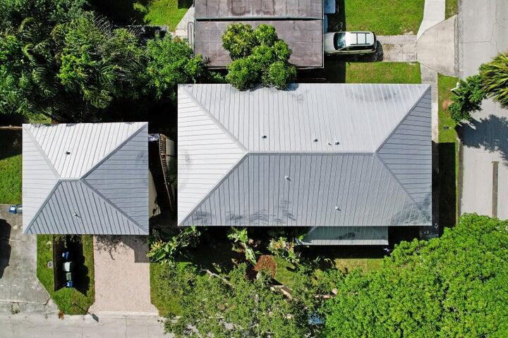 RIVERSIDE PARK - Residential