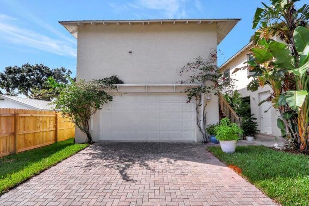 Photo of 516 NW North River Drive, Stuart, FL 34994 (MLS # R11144774)