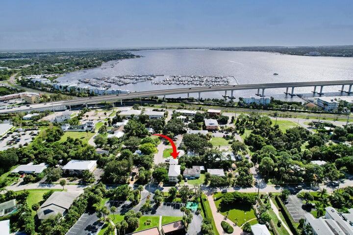 RIVERSIDE PARK - Residential