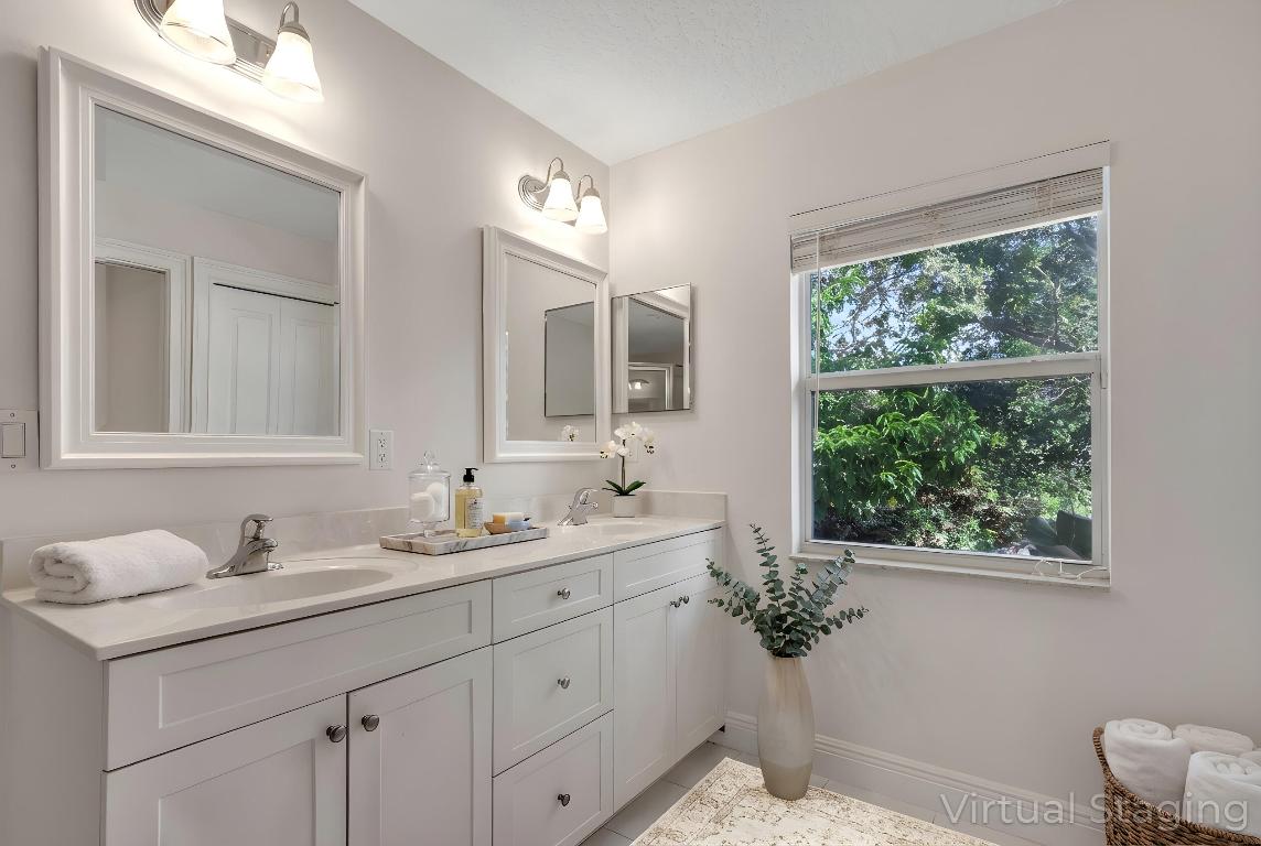 RIVERSIDE PARK - Residential