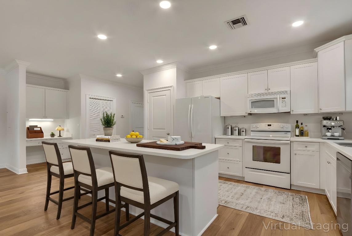 RIVERSIDE PARK - Residential