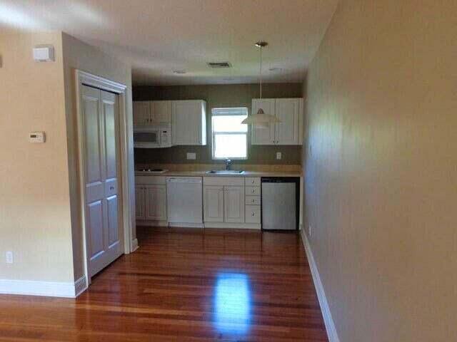 RIVERSIDE PARK - Residential