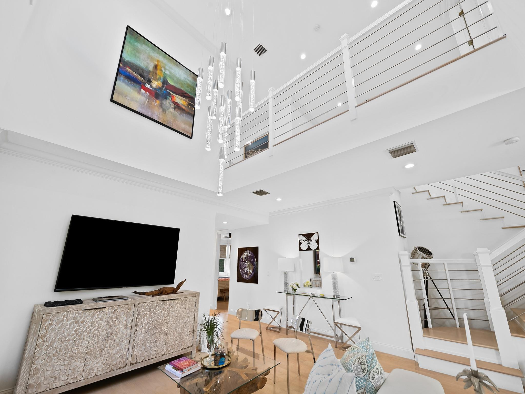 Riviera 6-17 B - Residential