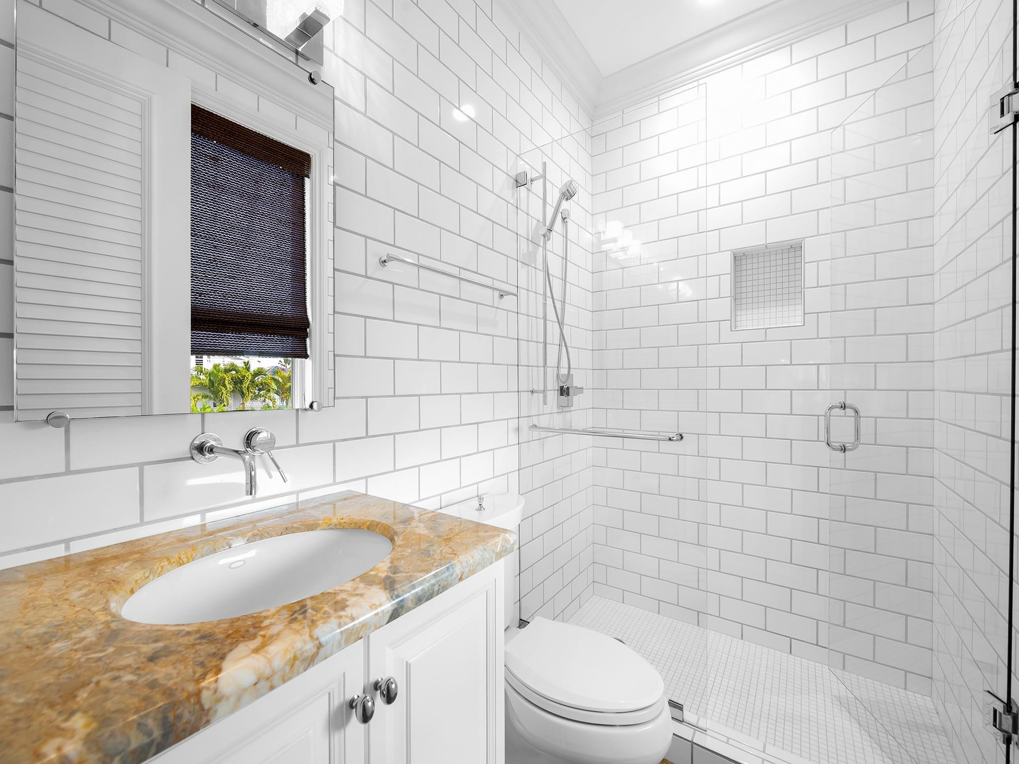 Riviera 6-17 B - Residential