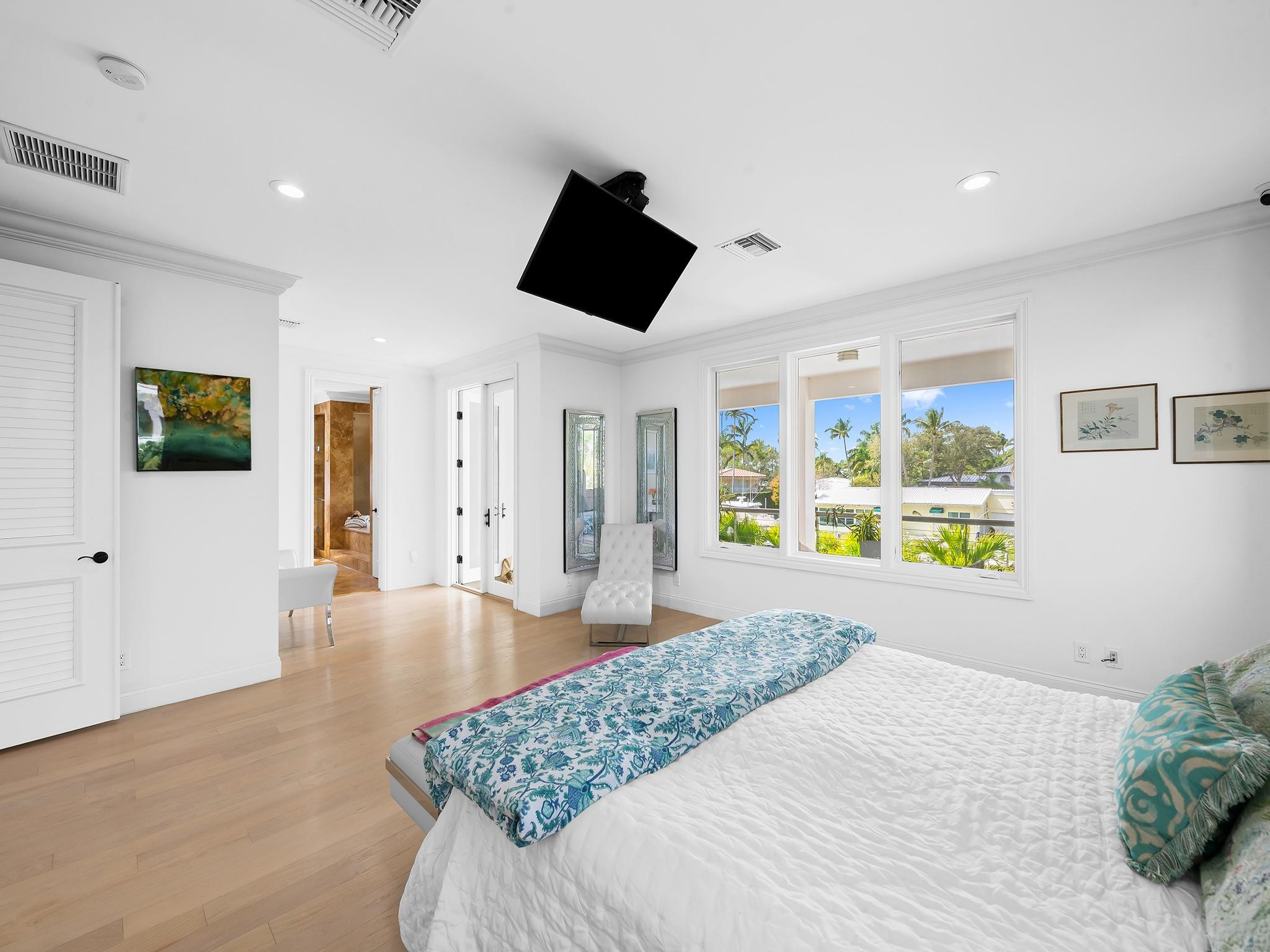 Riviera 6-17 B - Residential