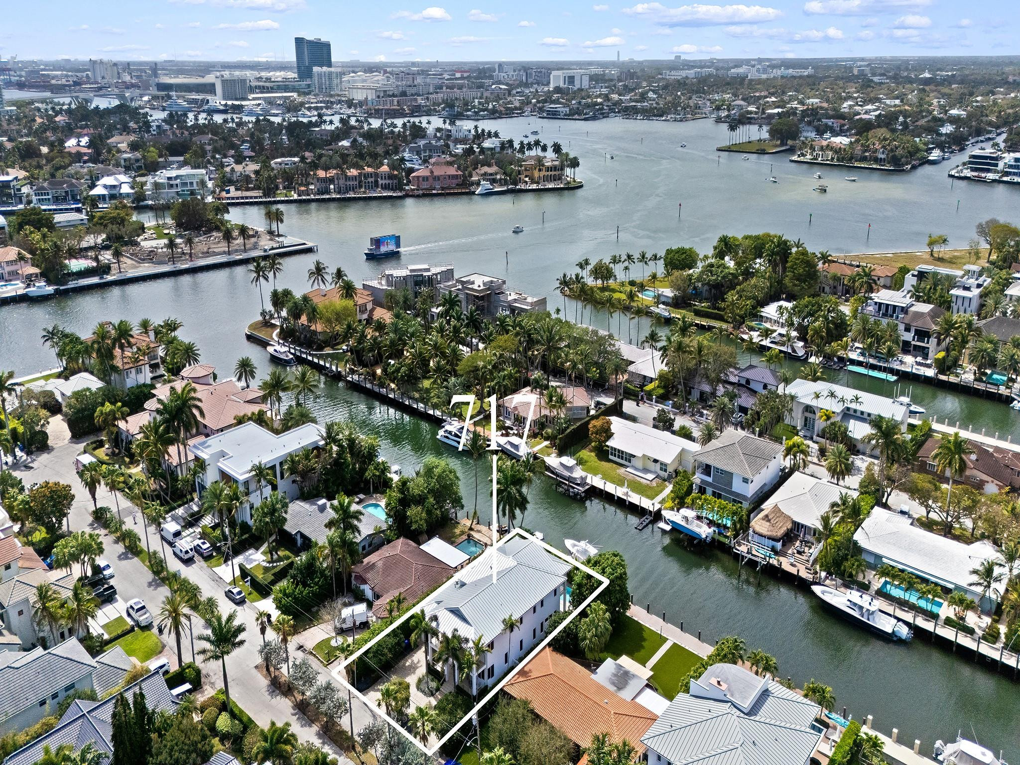 Riviera 6-17 B - Residential