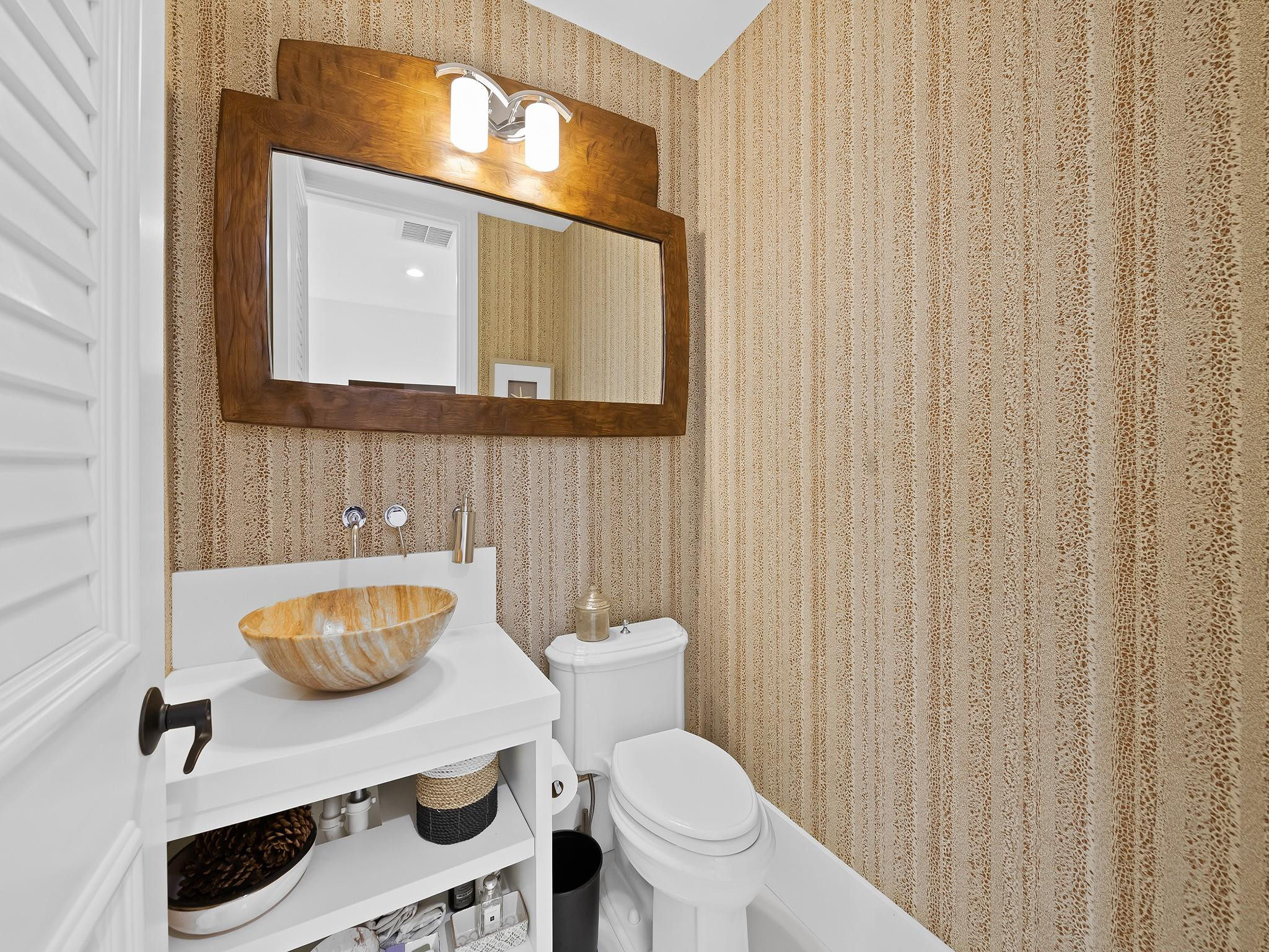 Riviera 6-17 B - Residential