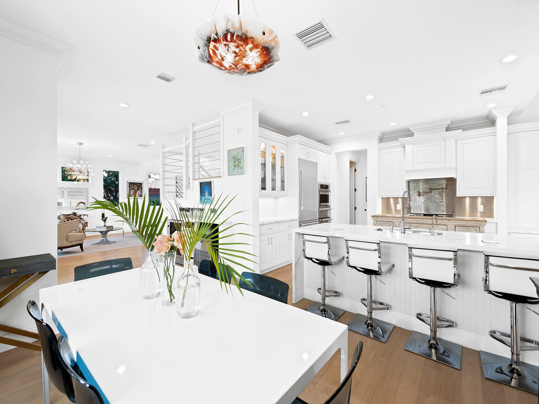 Riviera 6-17 B - Residential