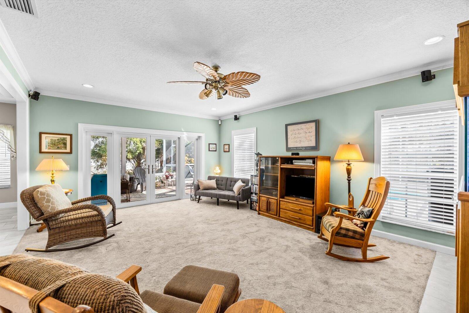 WESTWIND - Residential