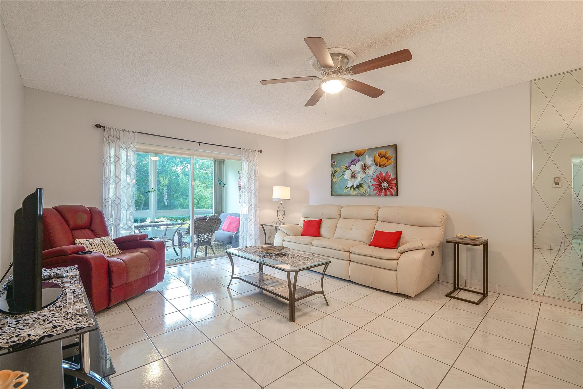 Photo 7 of 60 of 5071 W Oakland Park Blvd 209 condo