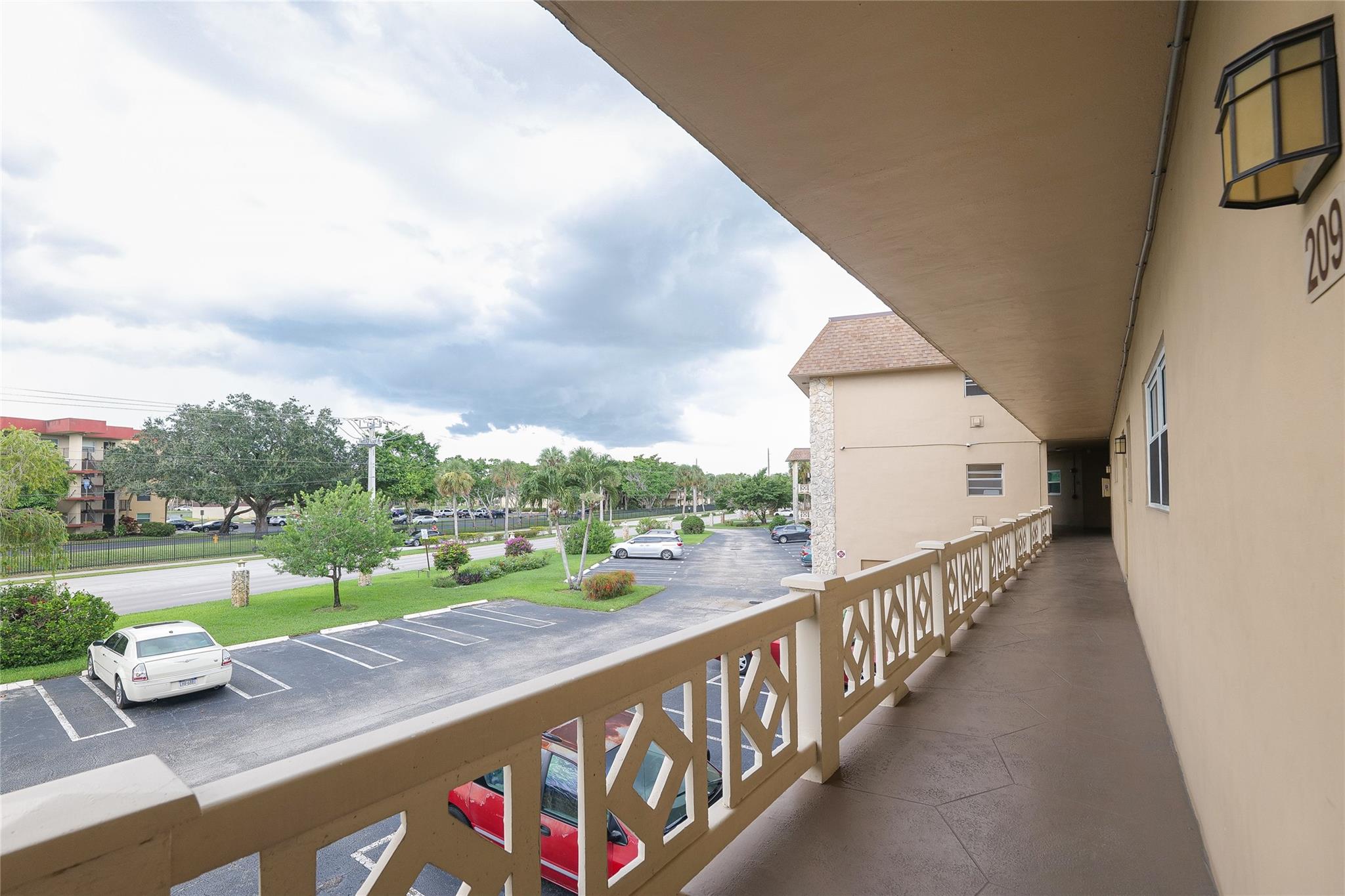 Photo 37 of 60 of 5071 W Oakland Park Blvd 209 condo