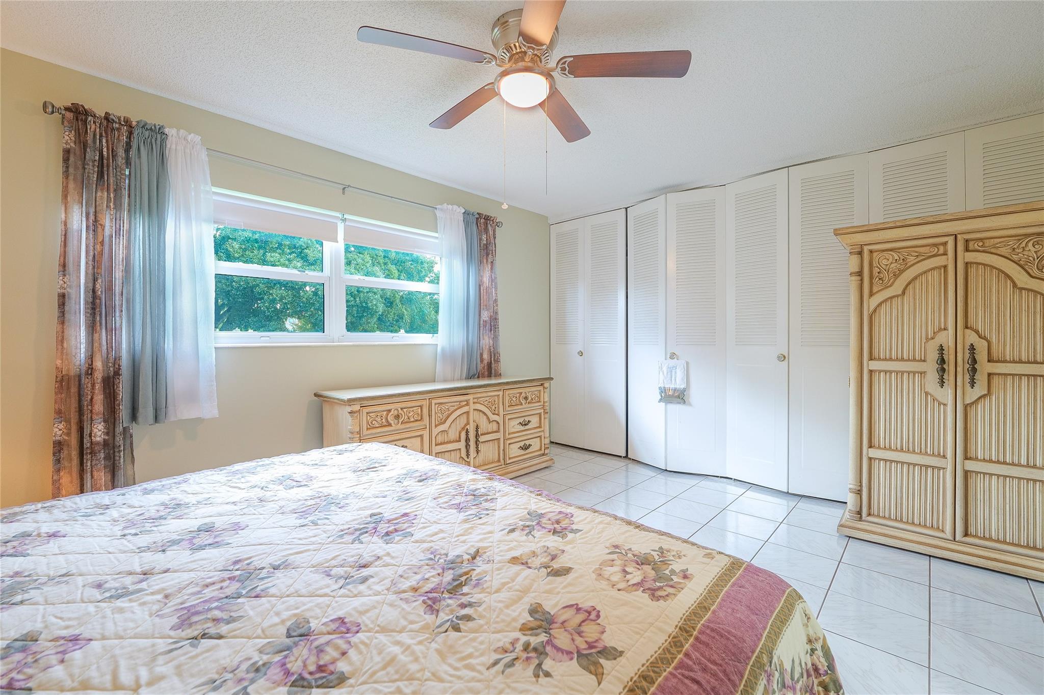 Photo 32 of 60 of 5071 W Oakland Park Blvd 209 condo