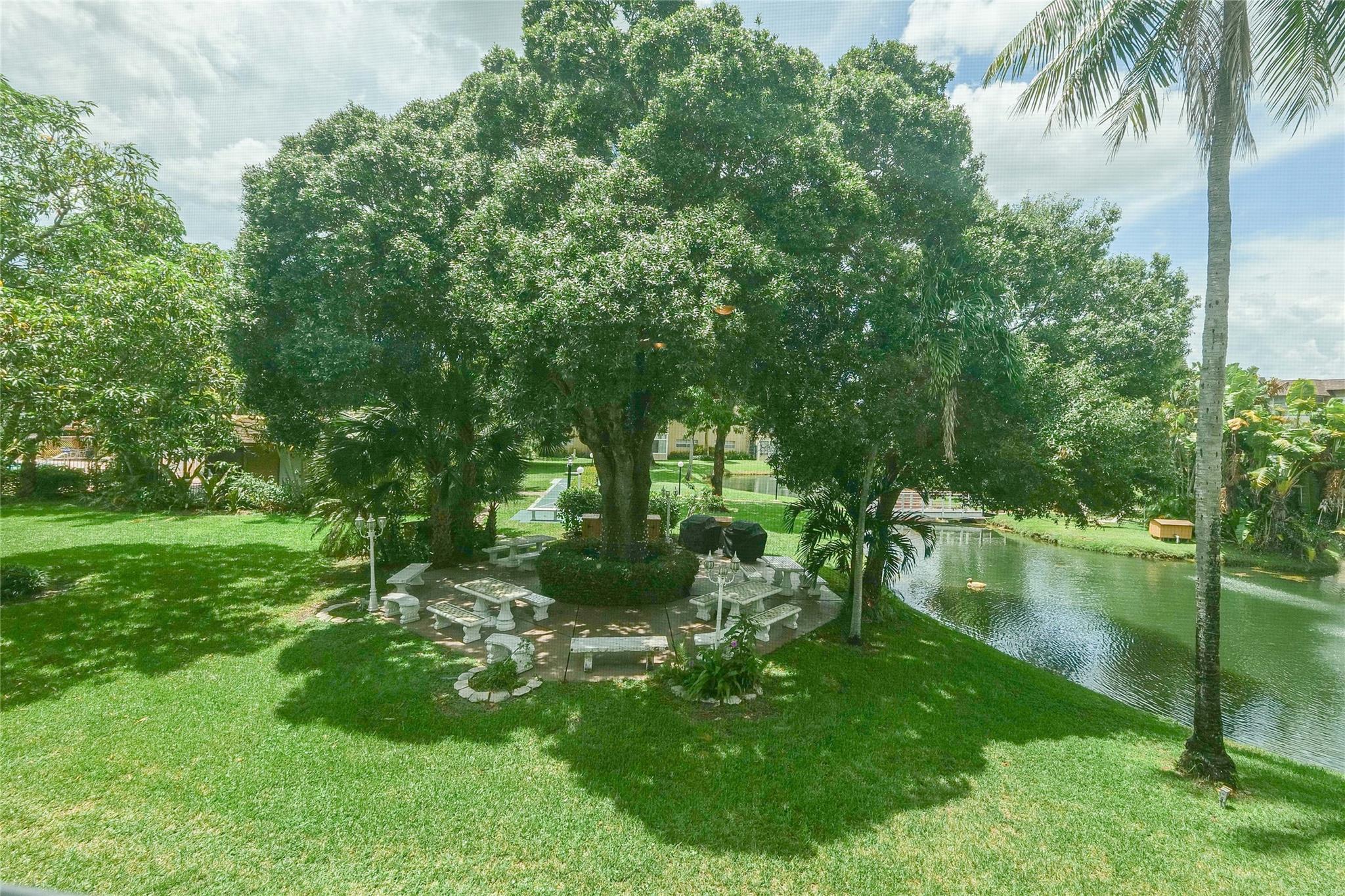 Photo 4 of 60 of 5071 W Oakland Park Blvd 209 condo