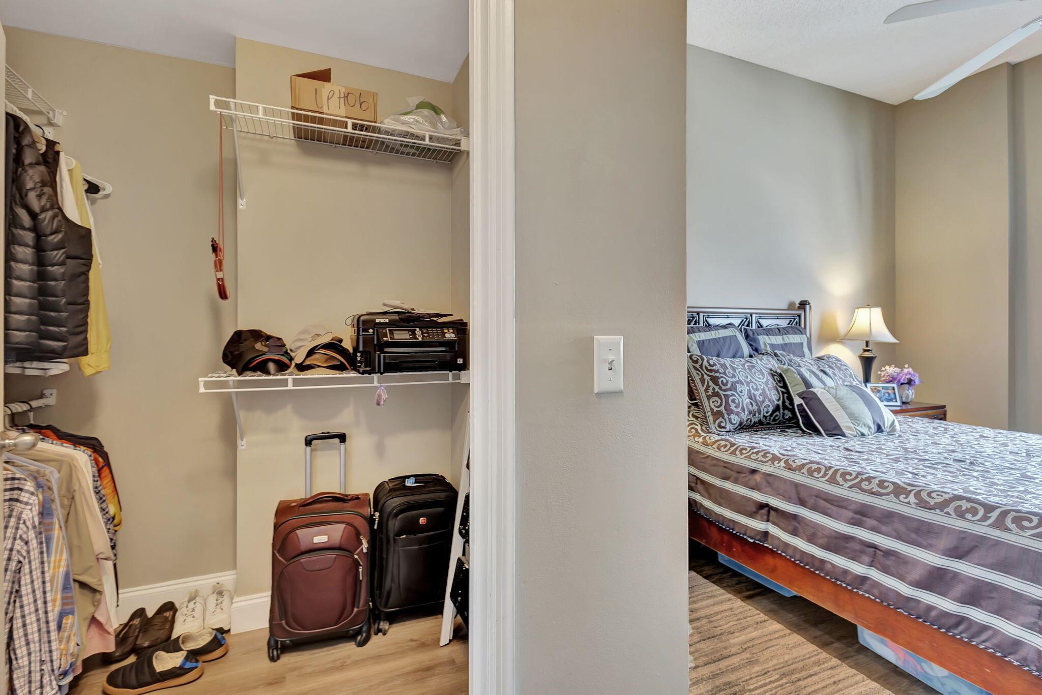 MONTECITO PALM BEACH COND - Residential