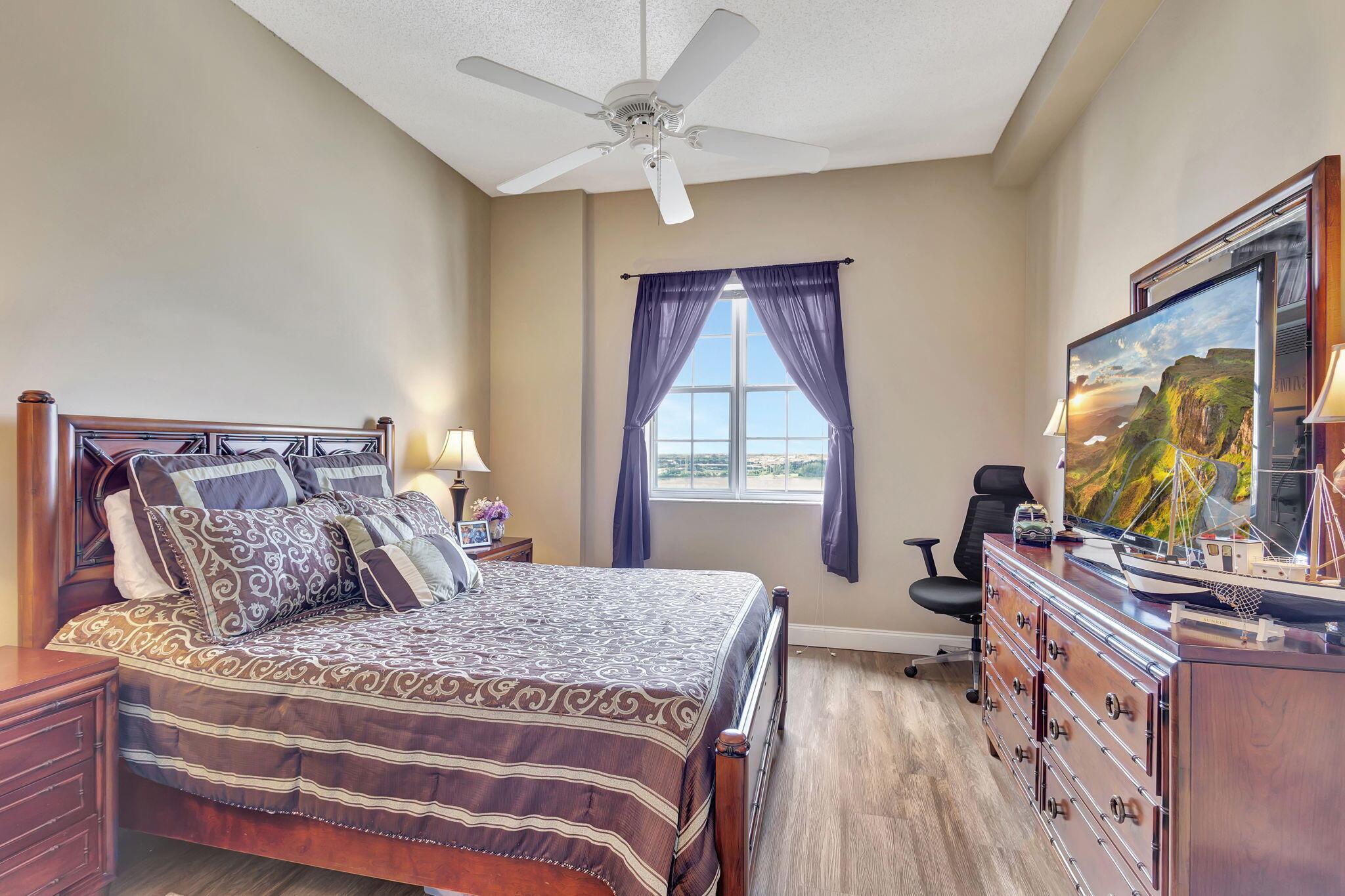 MONTECITO PALM BEACH COND - Residential