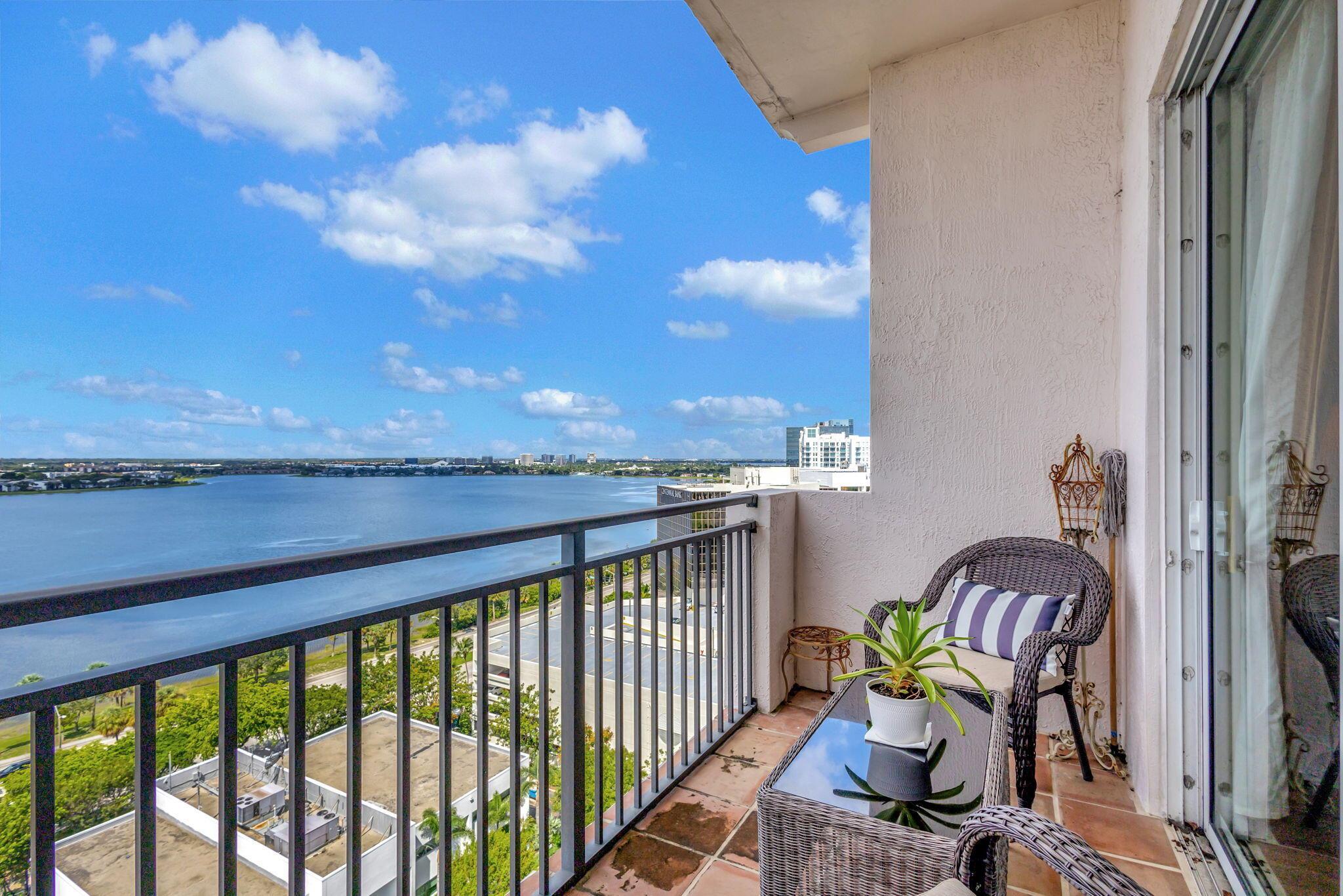 MONTECITO PALM BEACH COND - Residential