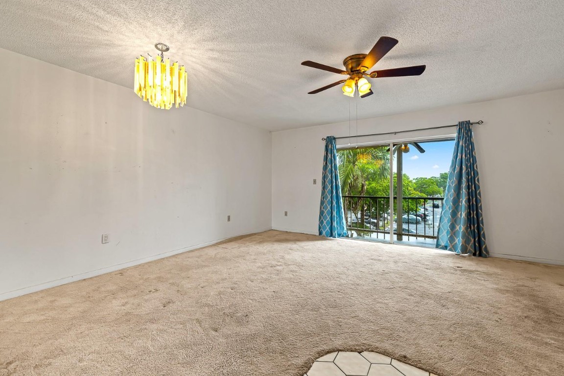 OAKBROOK - Residential