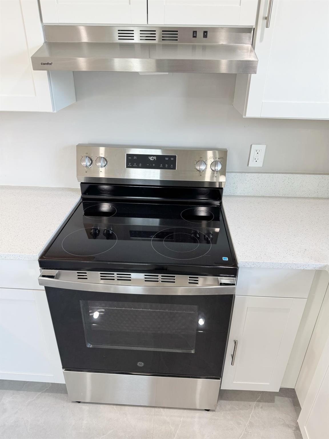 PALM BEACH FARMS CO 7 - Residential Income