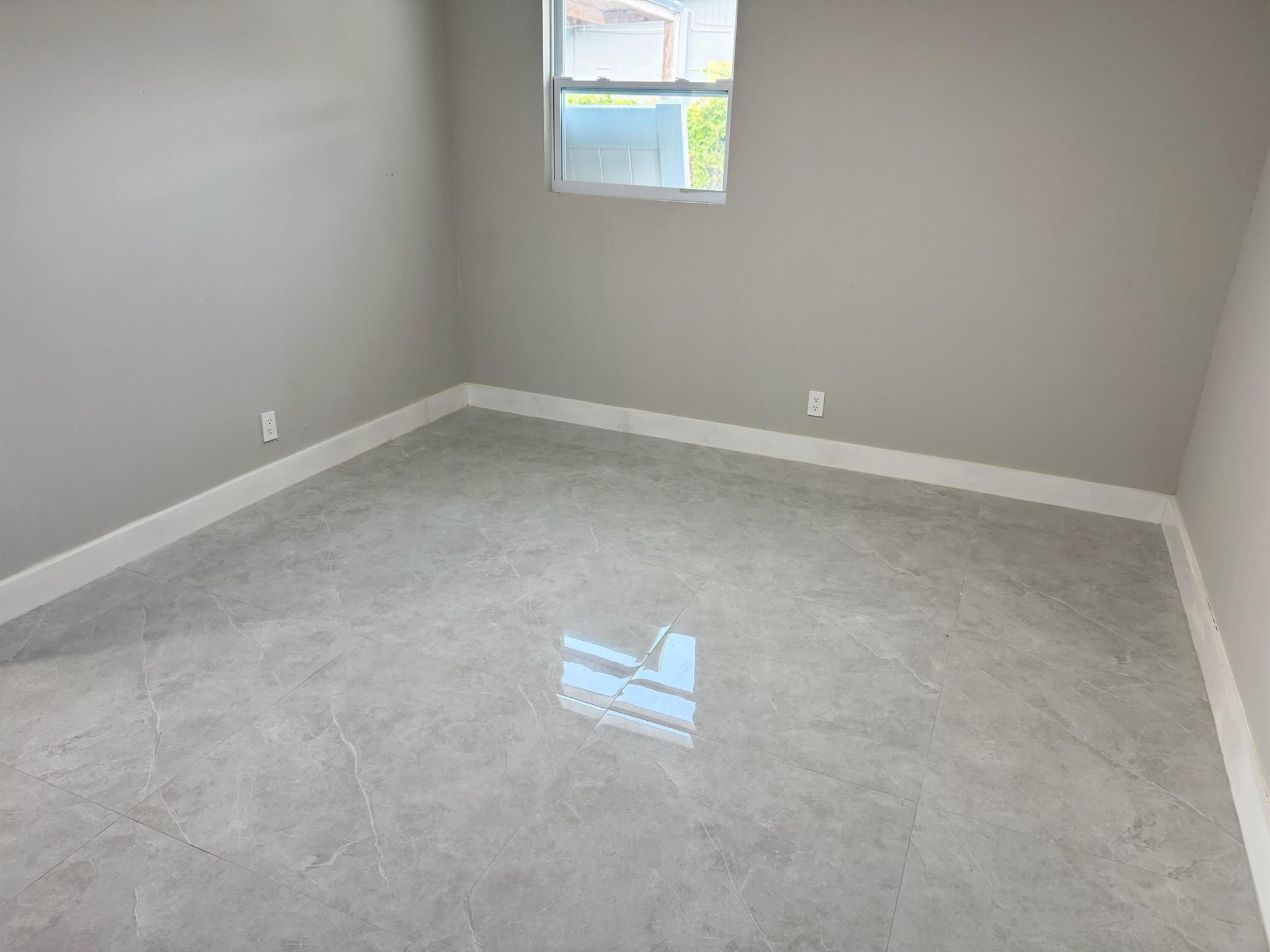 PALM BEACH FARMS CO 7 - Residential Income