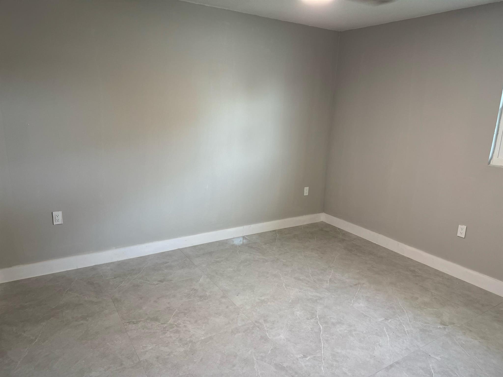 PALM BEACH FARMS CO 7 - Residential Income