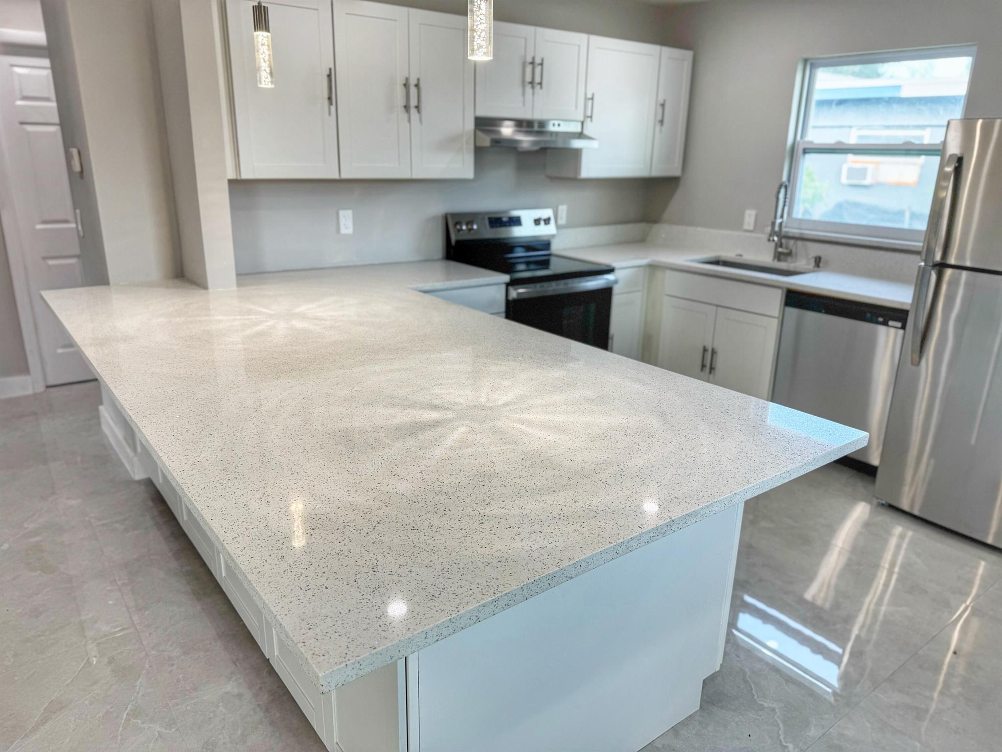 PALM BEACH FARMS CO 7 - Residential Income