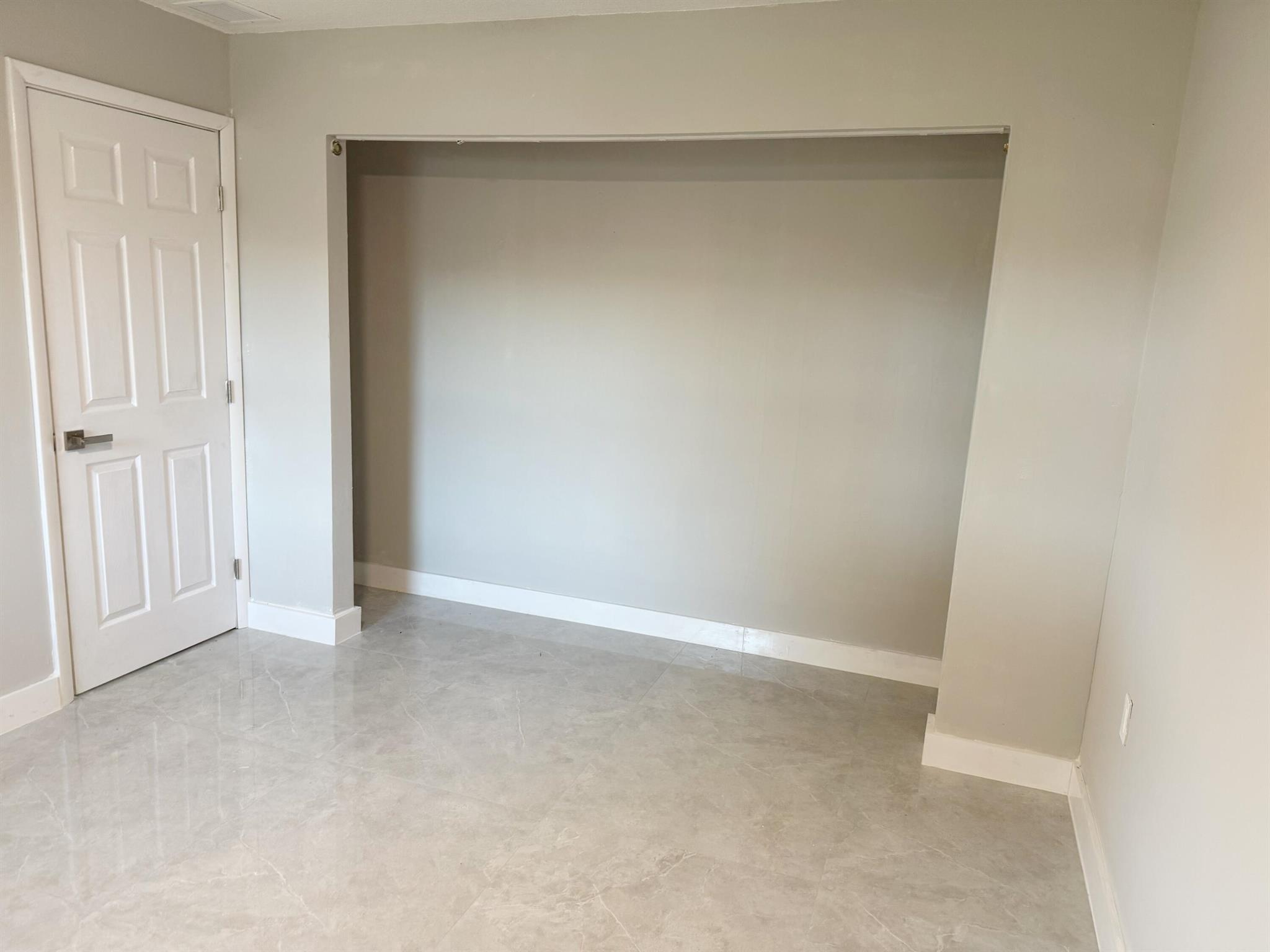 PALM BEACH FARMS CO 7 - Residential Income