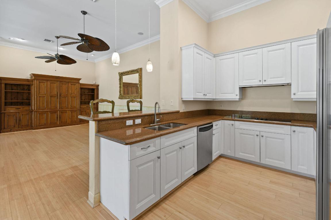 MEDALIST VILLAGE - Residential