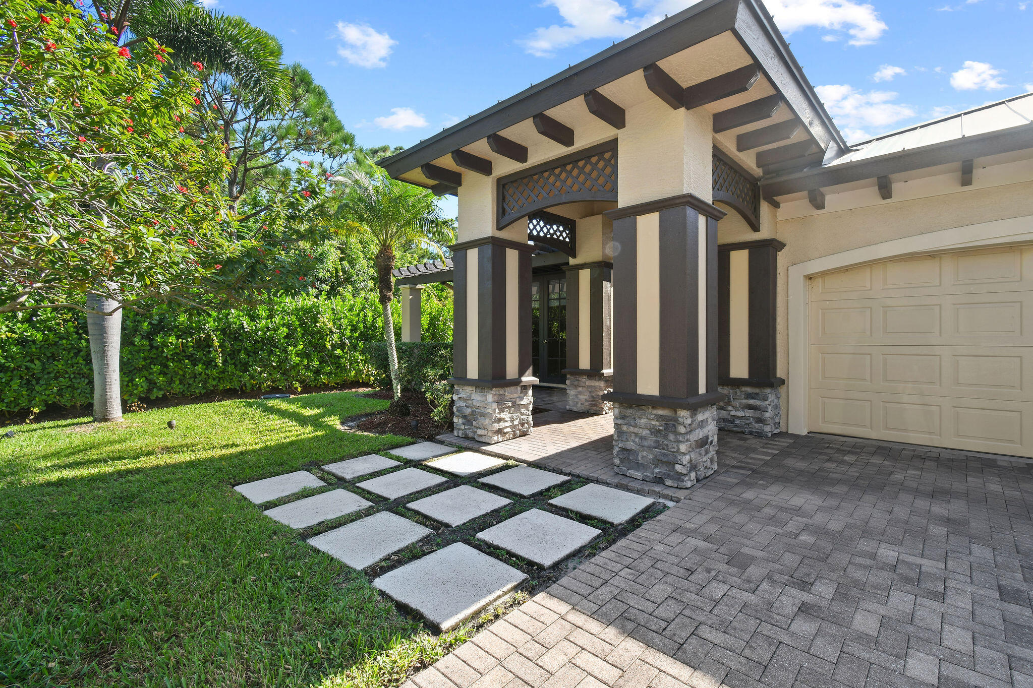 MEDALIST VILLAGE - Residential