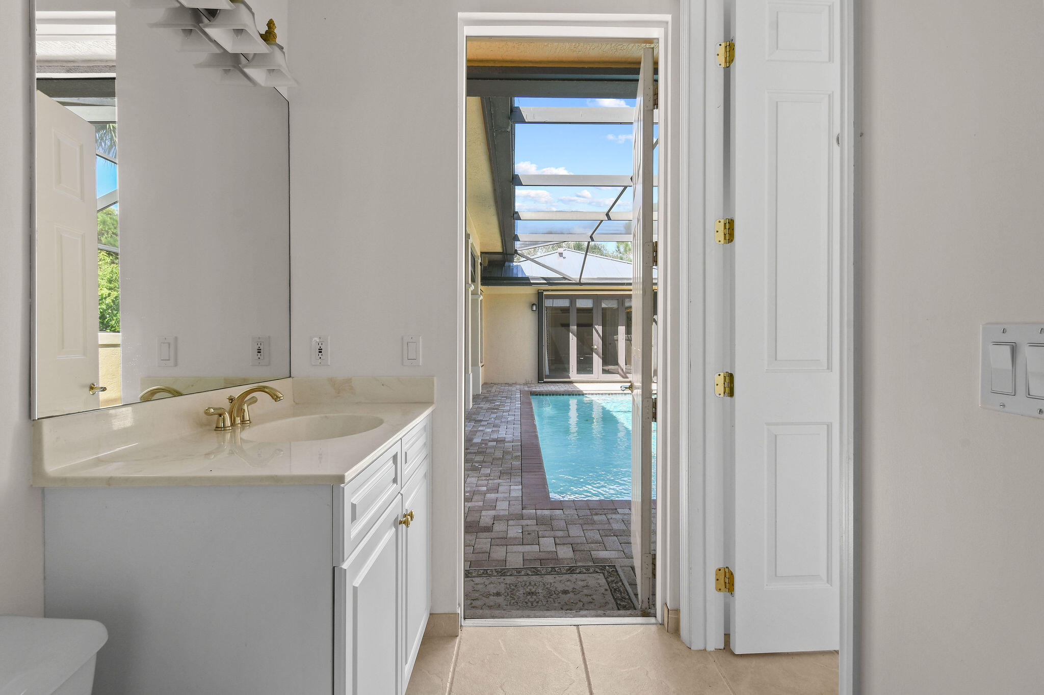 MEDALIST VILLAGE - Residential