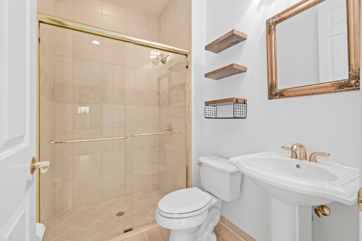 MEDALIST VILLAGE - Residential