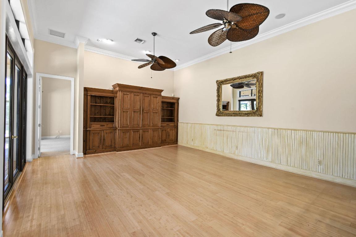 MEDALIST VILLAGE - Residential