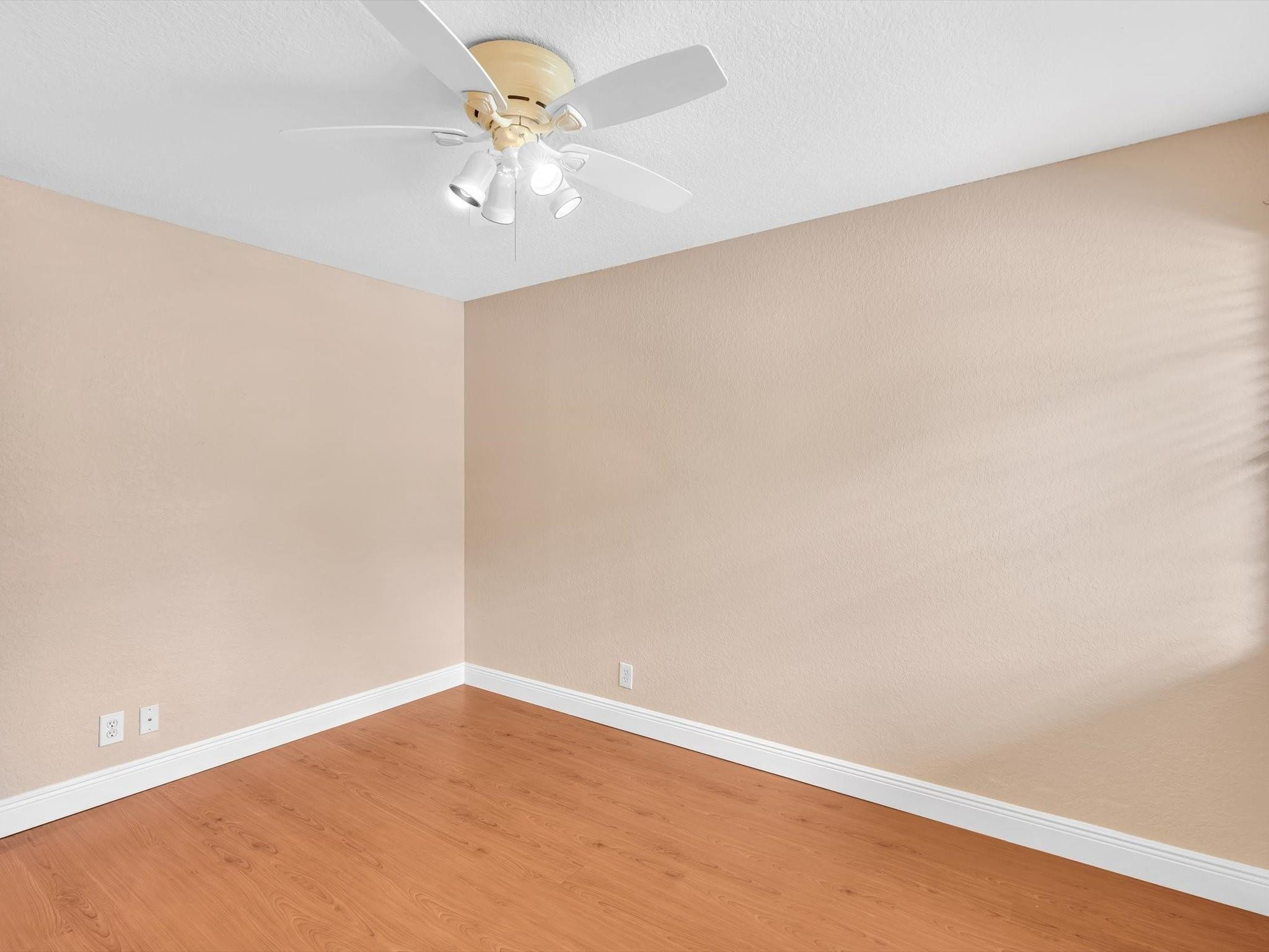 Diplomat Square - Residential