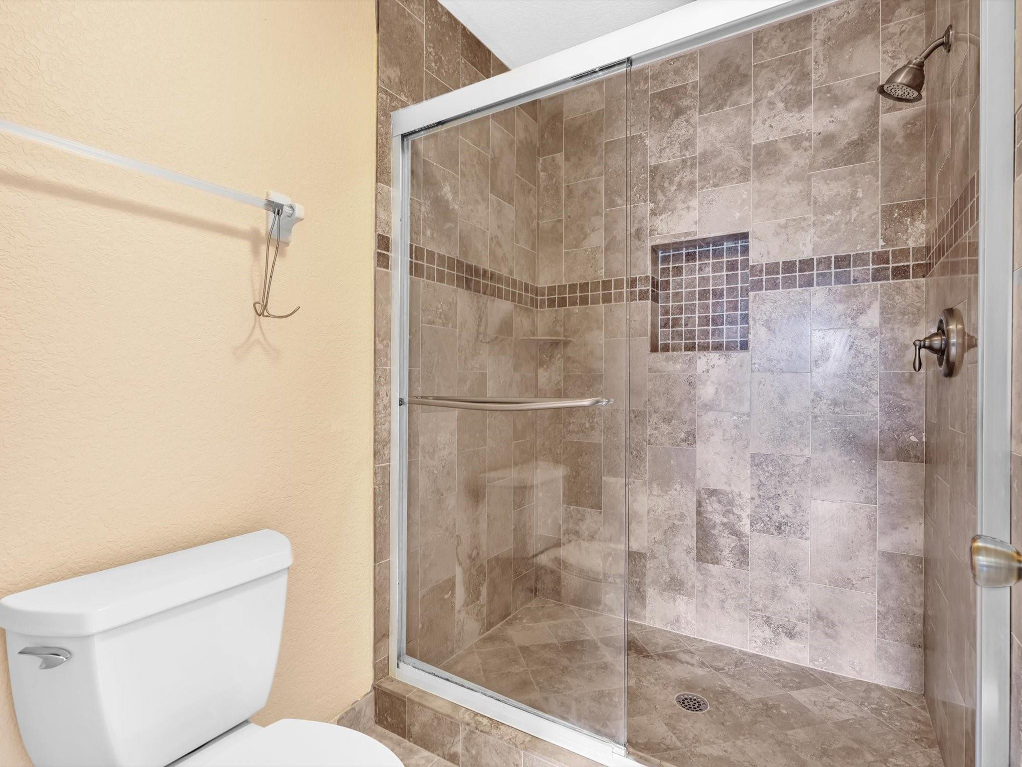 Diplomat Square - Residential