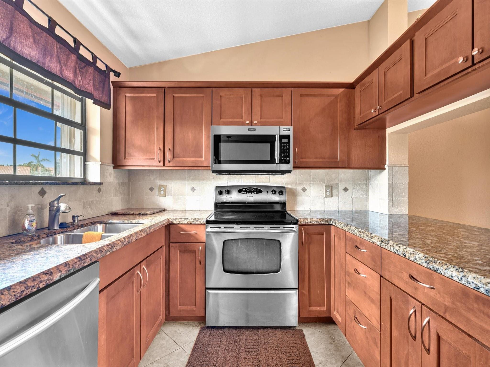 306 Congressional Way 306