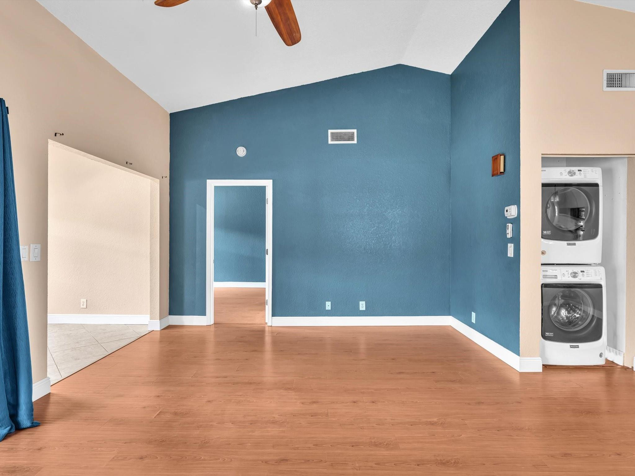 Diplomat Square - Residential