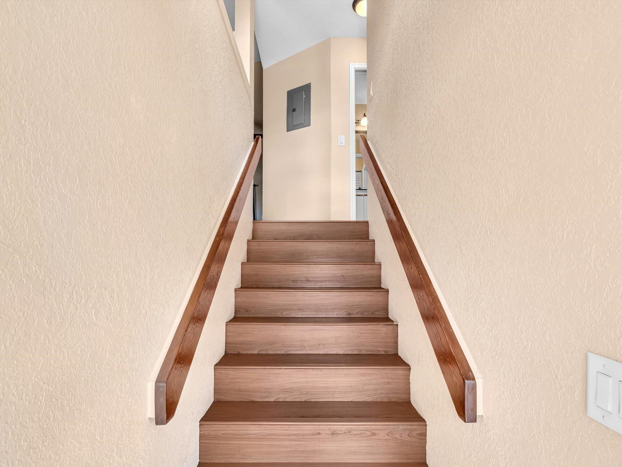 Diplomat Square - Residential