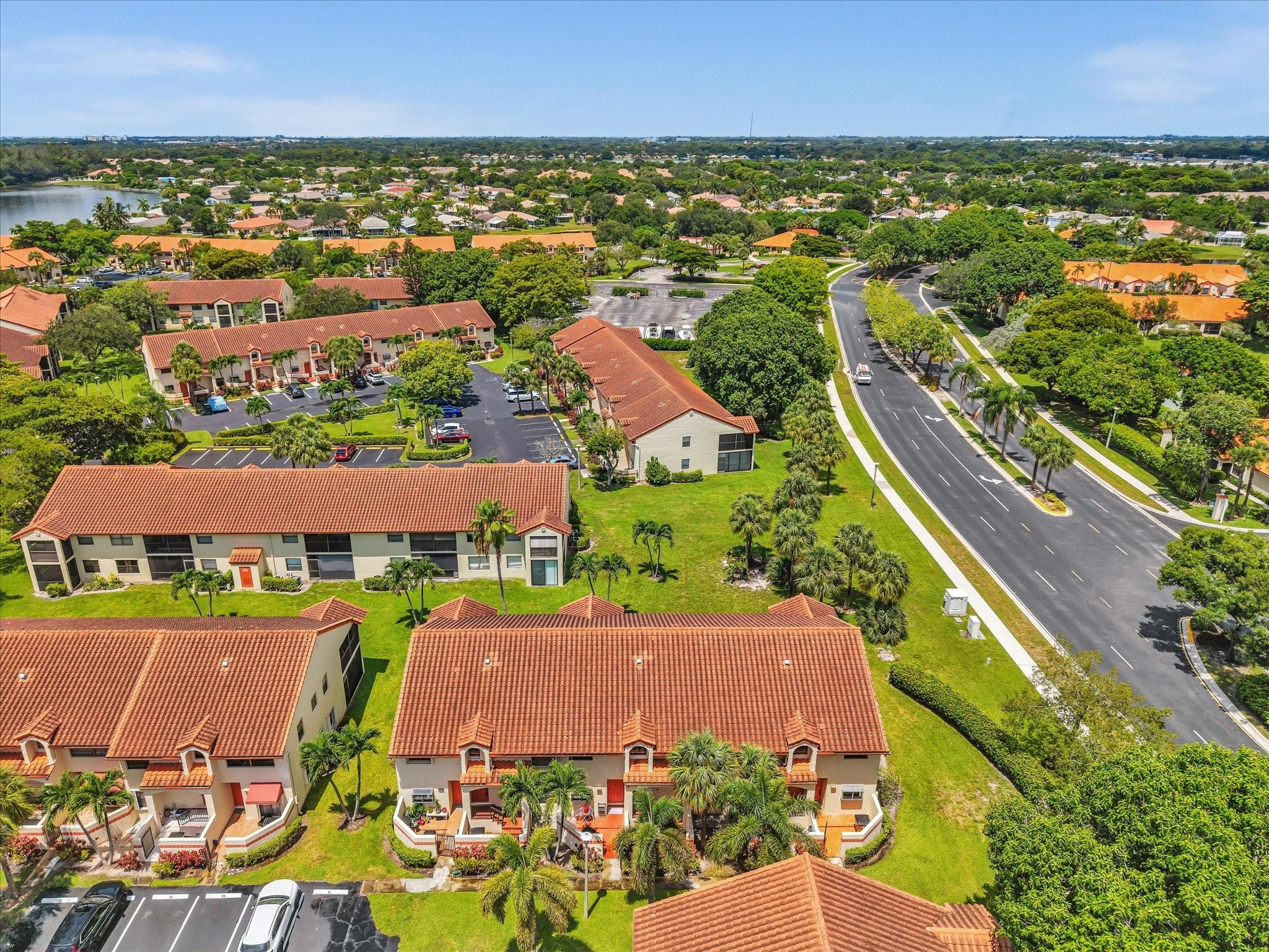 Diplomat Square - Residential