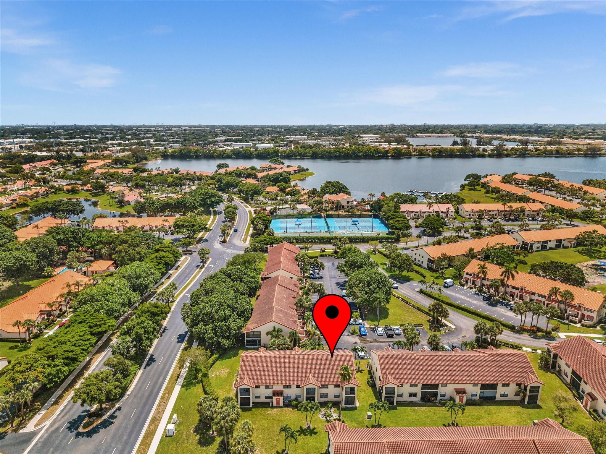 Diplomat Square - Residential