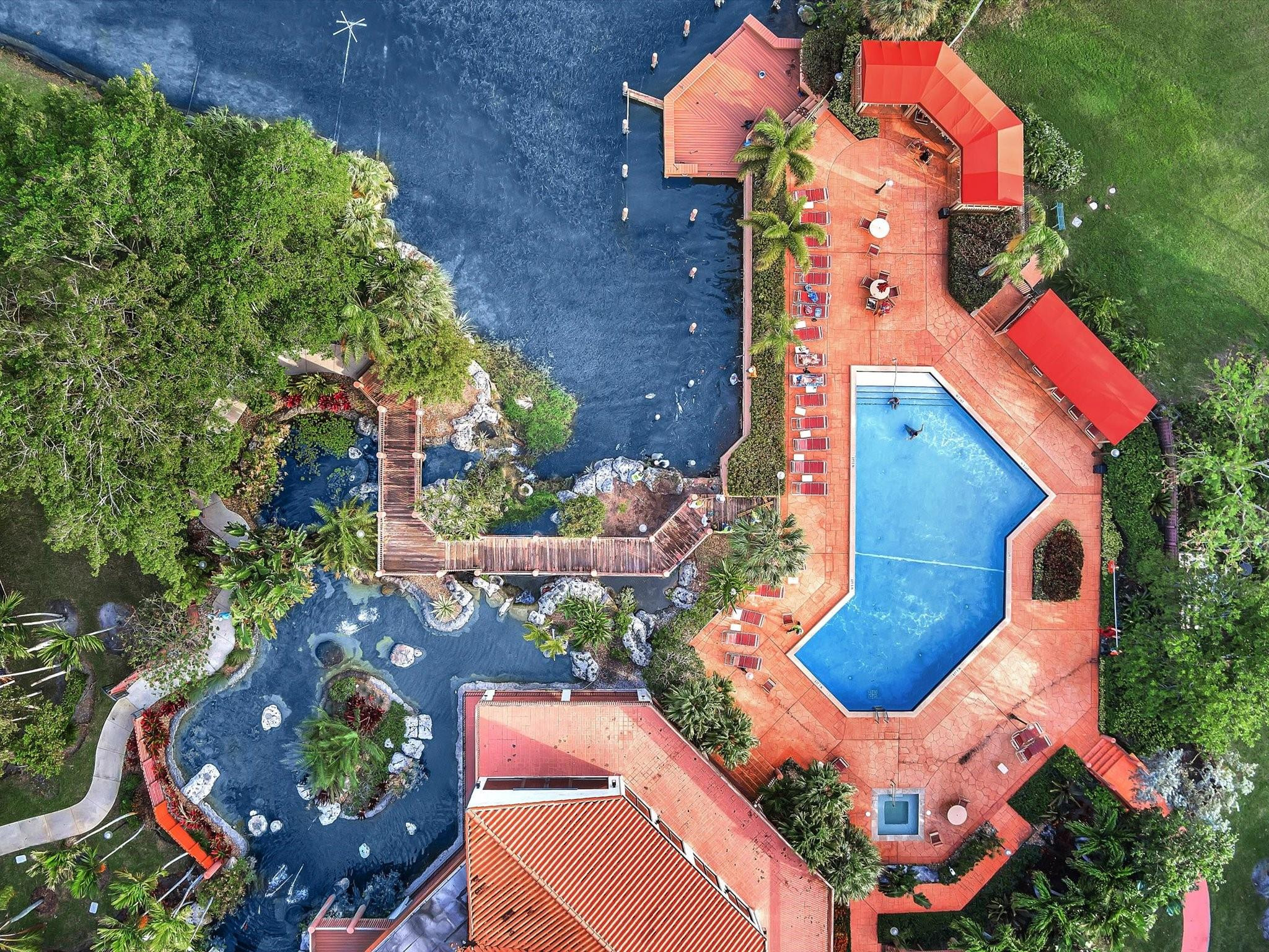 Diplomat Square - Residential