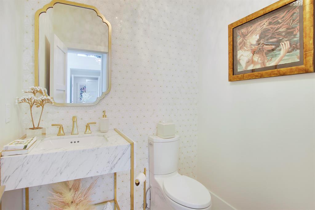 ADMIRALS COVE PAR B REPL - Residential