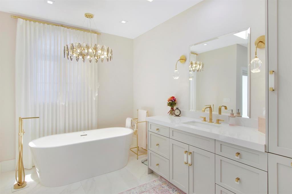 ADMIRALS COVE PAR B REPL - Residential