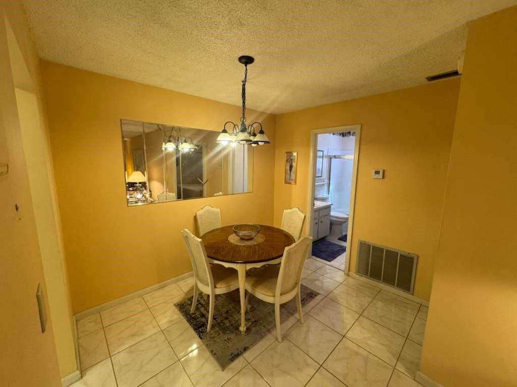 Royal Palm Gardens Condo - Residential Lease