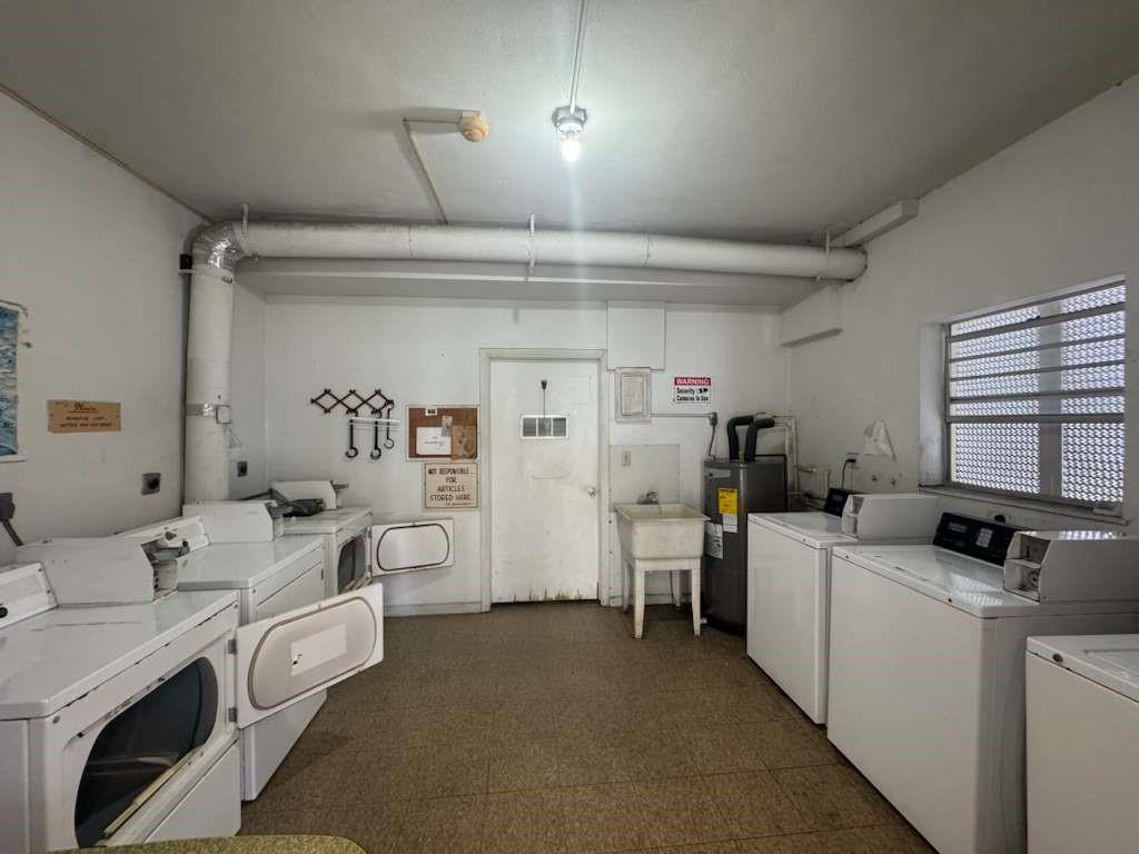 Royal Palm Gardens Condo - Residential Lease