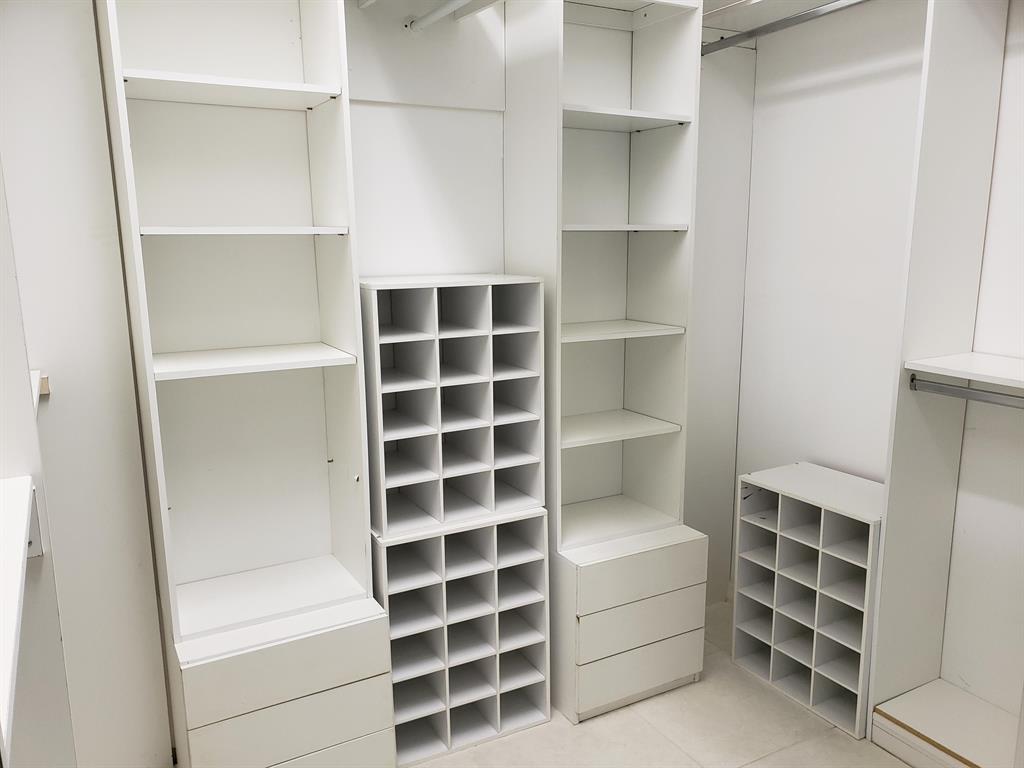 Clubside Pointe at Broken Sound - Residential