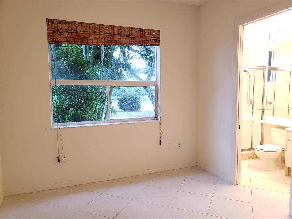 Clubside Pointe at Broken Sound - Residential