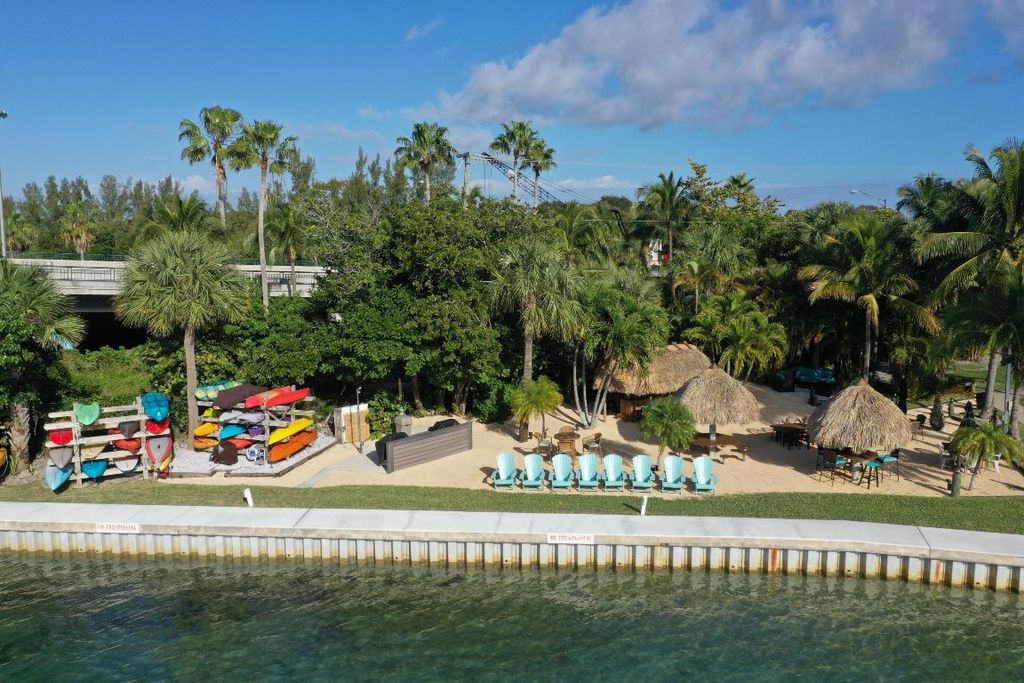 Photo of 1648 Jupiter Cove Drive #608b, Jupiter, FL 33469 (MLS # R10900600)