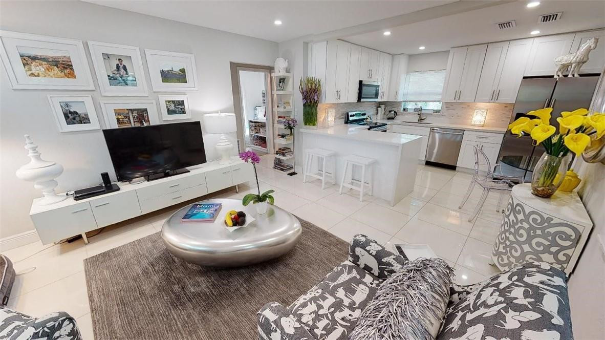North Andrews Gardens 30- - Residential
