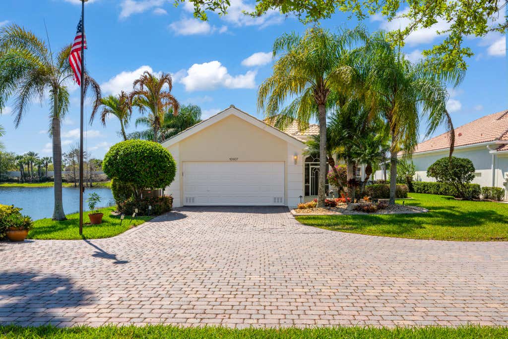 Photo of 10907 SW Candlewood Road, Port Saint Lucie, FL 34987 (MLS # B26007102)