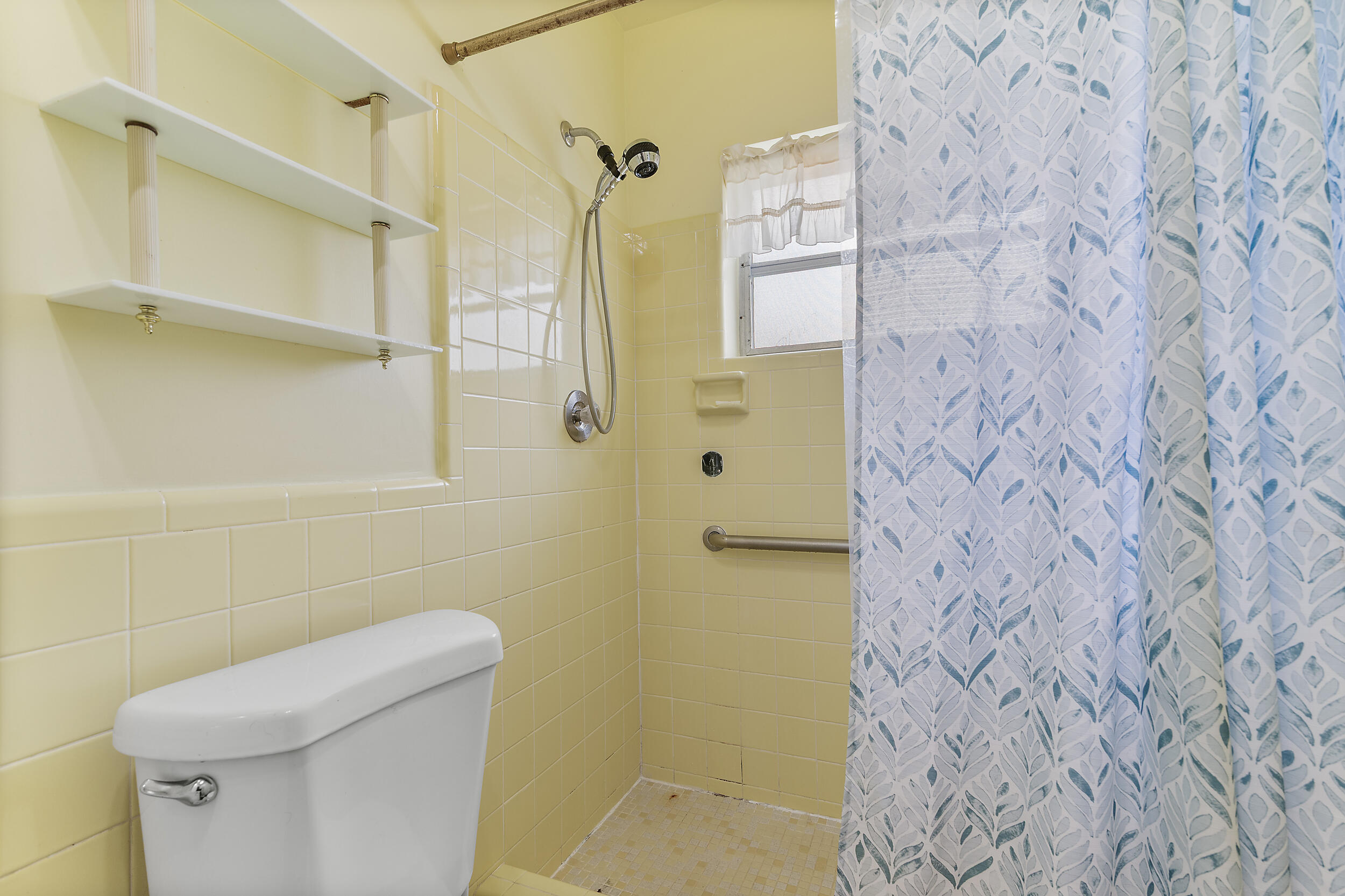 MAINLANDS OF TAMARAC LAKES - Residential