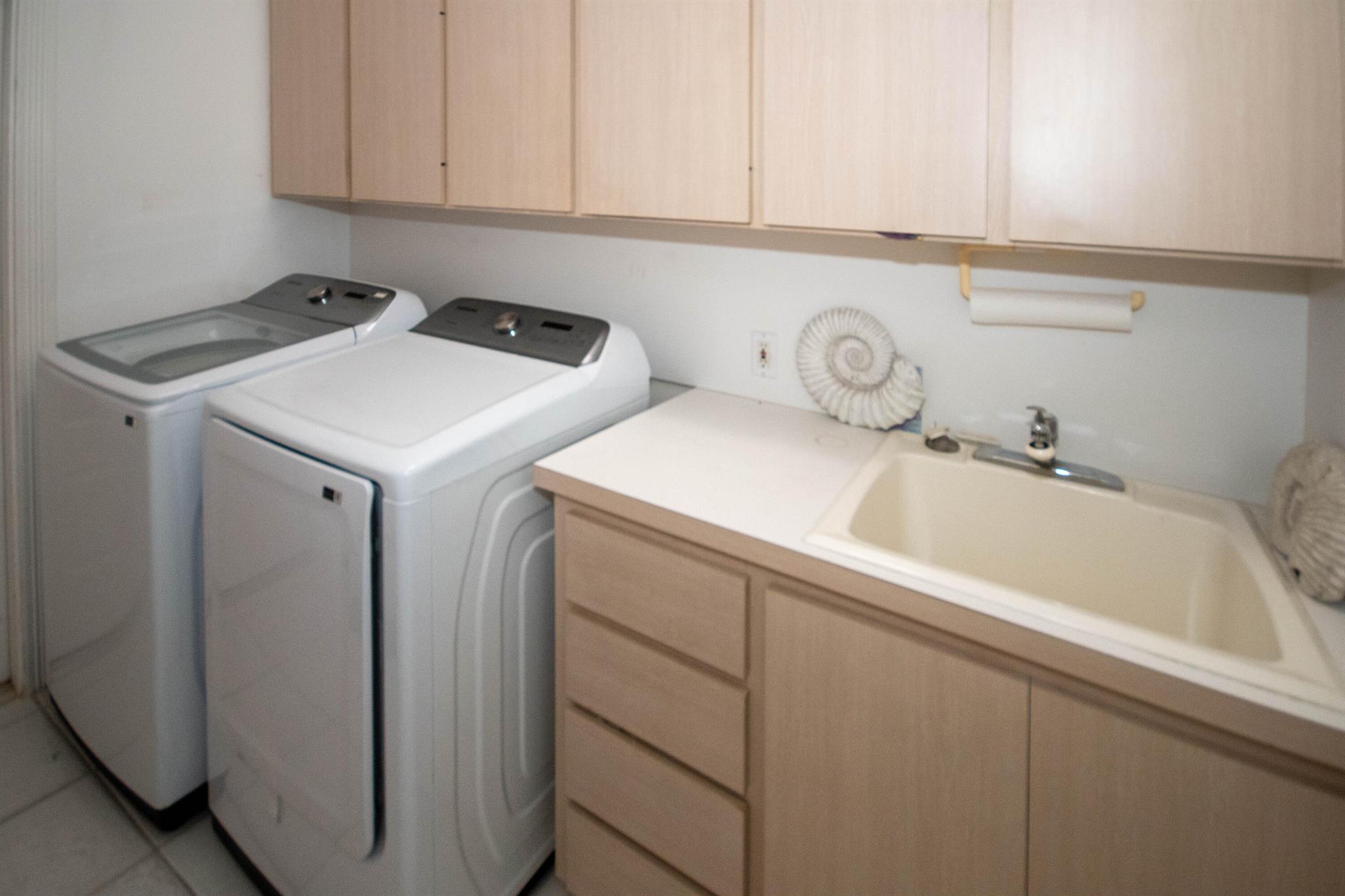 OAKS EAST - Residential